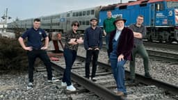 Derek Warfield and the Young Wolfe Tones
