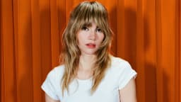 Suki Waterhouse