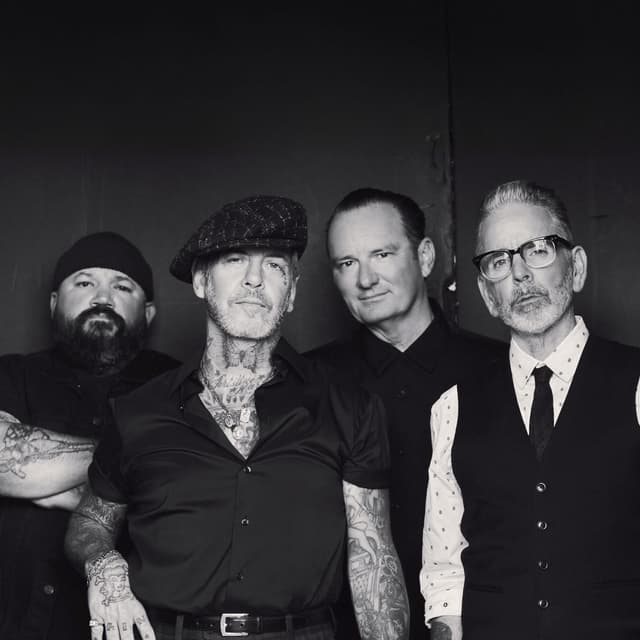 Social Distortion
