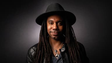 Julian Taylor