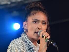 Joy Crookes
