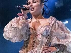 Lexa Gates