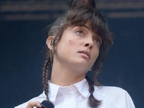 Noga Erez