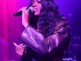 Ari Lennox